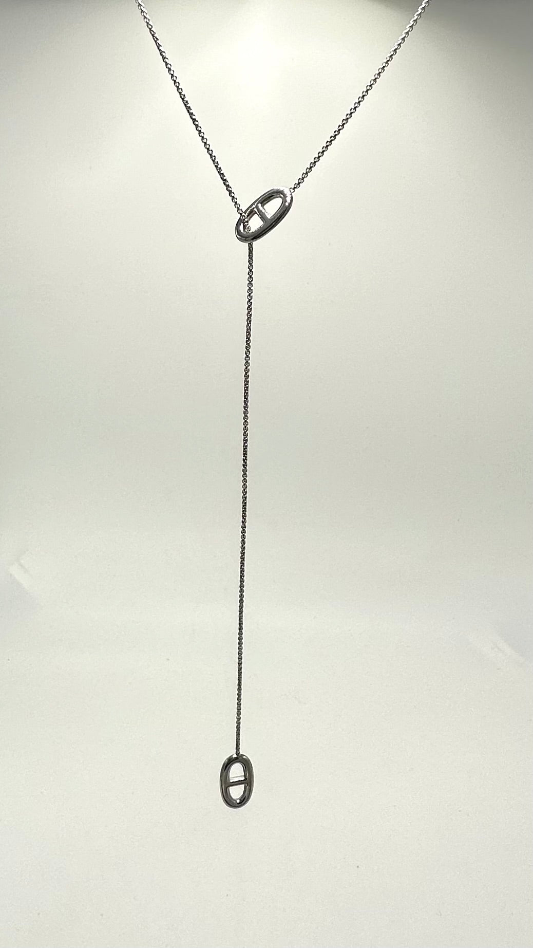 Collier Cravate Coulissant